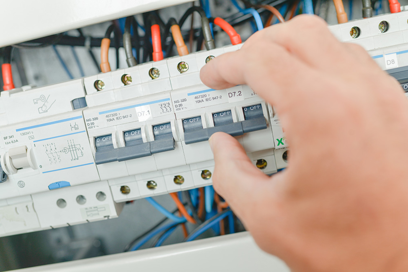 Elektro­installation bei DS Haustechnik GmbH in Wiesbaden